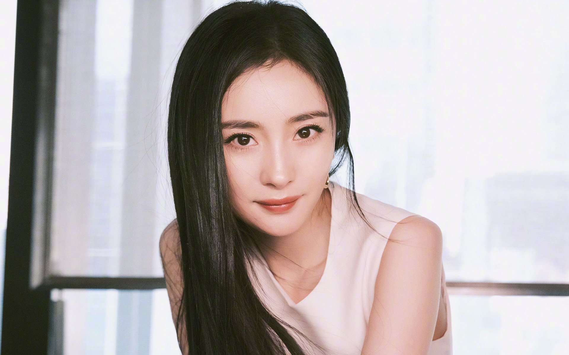 _海滩瑜伽：身心放松的运动新体验_，央视 瑜伽 海滩 小时候