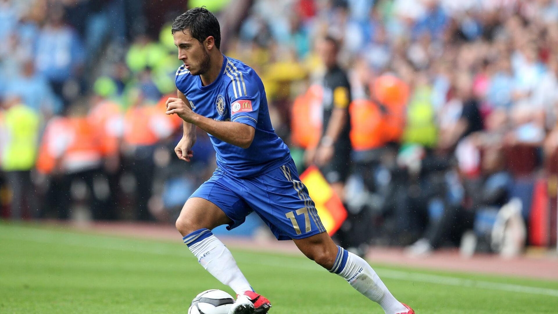 “智能裁判系统在中超首次应用，确保比赛公平”，超智能足球裁判